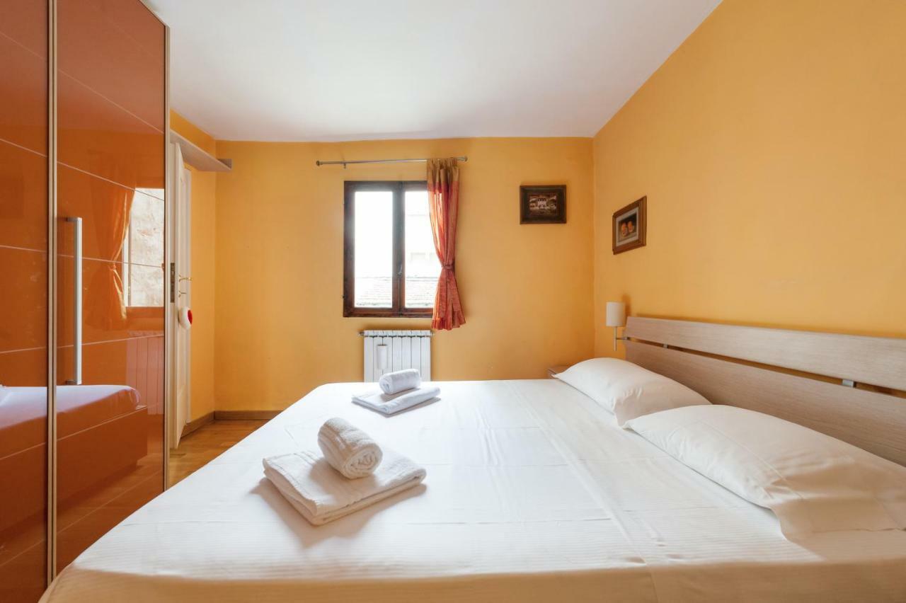 Like A Local In Oltrarno Apartment Florenţa Exterior foto