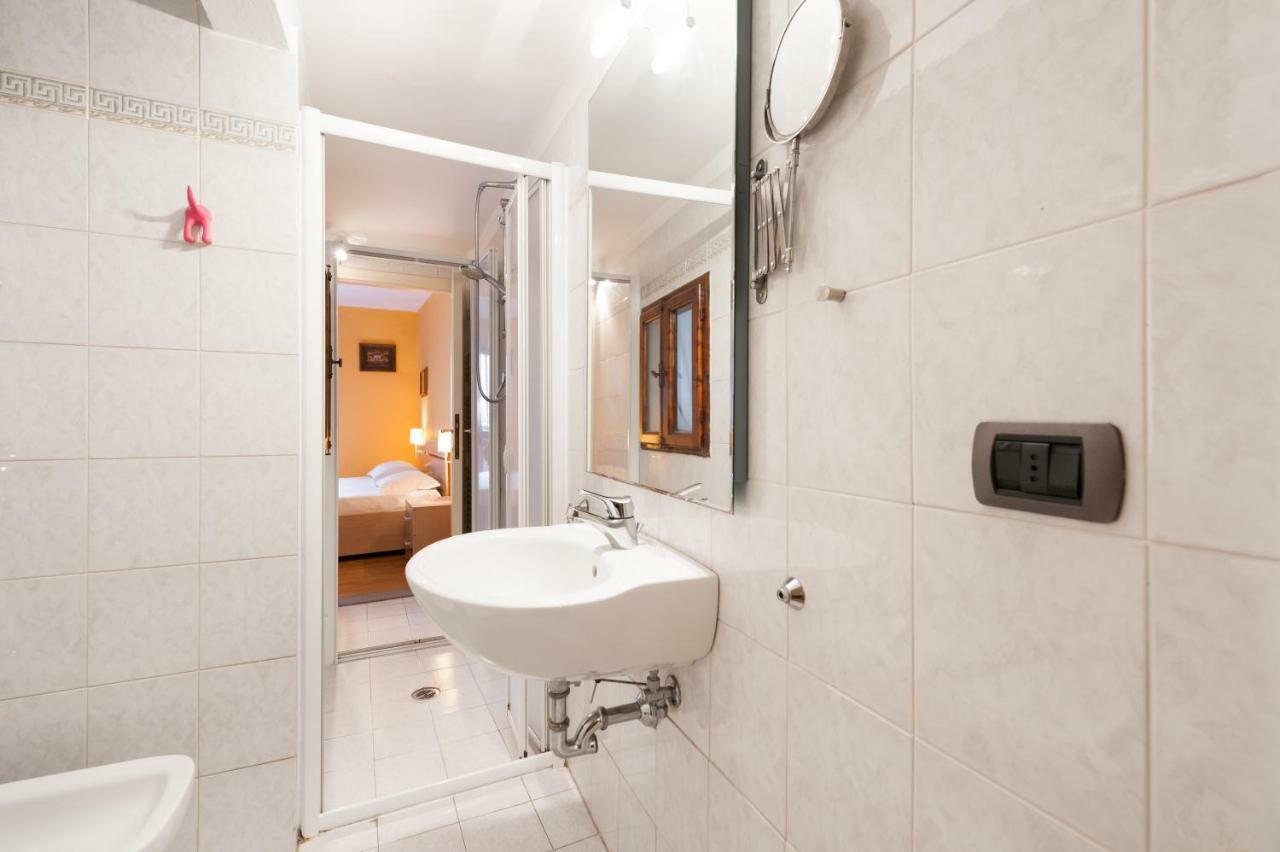 Like A Local In Oltrarno Apartment Florenţa Exterior foto